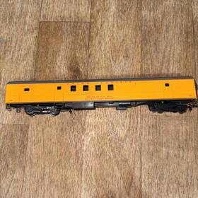 1106 Ahm By Rivarossi 6432-up Ho Union Pacific 1930 72ft Rpo 6432 Up Passenger Car