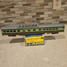 6444-np Ahm/rivarossi 6444 Northern Pacific Vista Dome Coach 85ft Passenger Car With Box