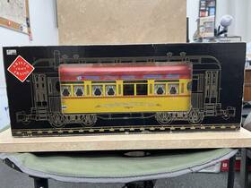 Art-31226 Aristo Craft Trains United American Circus Passenger Car 1 29 Yellow Red
