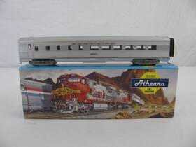 01791 Athearn Ho Santa Fe Sl Diner Passenger Car With Kadee And Vestibule #01791 Vg
