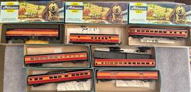 140-3235 Athearn Vintage Sp Daylight Train Set Complete 1 Engine 6 Car Passenger New