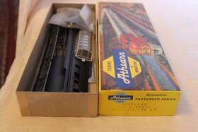 1820-1 Athearn 29 Ho Scale Vista Dome Car Kit Undecorated Black #1820-1 Bnos