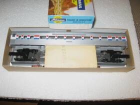 2142 Athearn Ho Scale Amtrak Iii Coach Car Kit