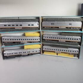 2420-2520-2500-2460-2440 Athearn Six Car Set Of Atchinson Topeka And Santa Fe Passenger Cars Obs