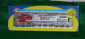 80885 Athearn Locomotive Bnsf Railway Dash 9 - 44cw Nib