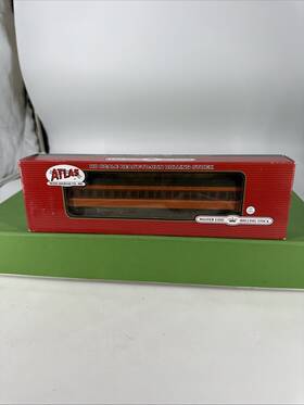 20001718 Atlas Ho Paired Window Coach Milwaukee Road 3365 Rz