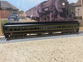 20006169 Atlas 20003870 Ho Scale Canadian National Paired Window Heavyweight Coach #5102