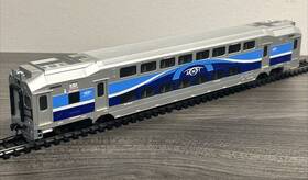 20004465 Atlas Ho Rtr #20004465 Modern Commuter Multi-level Coach Amt #3018 Used Mint