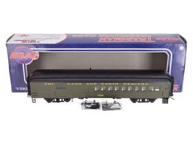 2001202-1 Atlas O Scale C&nw 60ft Combine Car # 7426 2 Rail Ex/box
