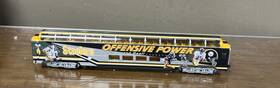 14-07892-006 Bachmann Hawthorne Village Pittsburg Steelers Offensive Power Dome Car With Tracks