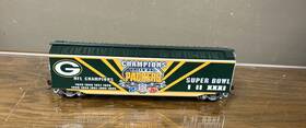 14-17838-009 Bachmann Hawthorne Village Packers Super Bowl Champions Box Car With Crossing Gate And Coa