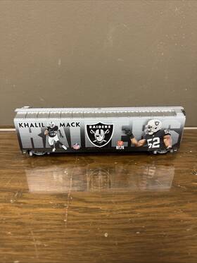14-17895-018 Bachmann Hawthorne Village Oakland Raiders Khalil Mack 50 Box Car With Coa