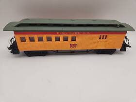 43-1029-01 Bachmann Ho Scale Union Pacific Railroad Old Time Coach #9