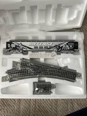 78196 Bachmann Rare Hawthorne Village Oakland Raiders Ho Scale Inch Defense Model Train Dome Car