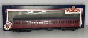 34-701 Bachmann 803393083748 Oo Gauge Br Mk1 57ft Suburbanft C Composite Coach Crimson