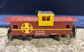 Bac17702 Bachmann Ho Gauge-bachmann Inch Silver Series Santa Fe - 36ft Wide-vision Caboose