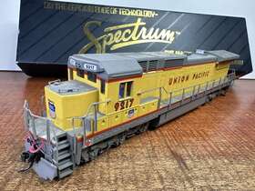 85004 Bachmann Spectrum Ho Dash 8 40c Union Pacific Up Diesel Powered Loco 9217