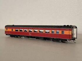 3002 Broadway Limited 1574 Sp Coast Daylight 1953 Postwar Parlor #3002 Lighted Ho