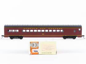 0001-000907 Con-cor Ho Scale Nw Norfolk And Western 72ft Coach Passenger Car #1610