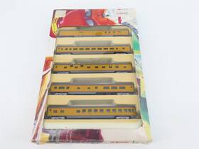 0001-004004 Con-cor N Scale Up Union Pacific Passenger 5-car Set