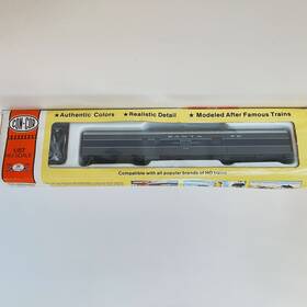 0001-01020d-2 Con-cor Ho 72ft Pass Car Full Baggage #0001-01020d-2 Santa Fe Scout #3437 Railway