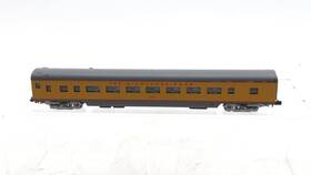 0001-04001y Con-cor N Scale Milwaukee Road 85ft Coach Passenger Car #503 Ln