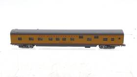 0001-040392 Con-cor N Scale Milwaukee Road Inch Wisconsin River 85ft Sleeper Car Ln