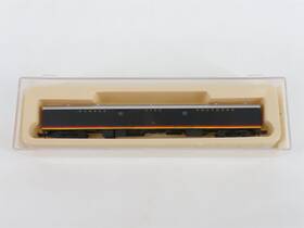 0001-04082g Con-cor N Scale #0001-04082g Kcs Kansas City Southern 85ft Baggage Passenger #70