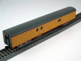 0001-1021 Con-cor Ho Scale 72ft Baggage Car Union Pacific Road # 5635