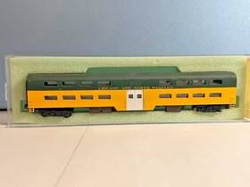 0001-4401 Con-cor N Scale Cnw Chicago North Western Bi-level Coach Passenger
