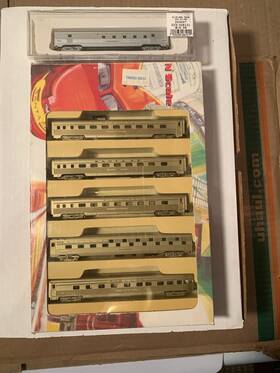 0001-427101 Con-cor 003-5400011 N Scale Santa Fe Corrugated 5 Car Set And Budd Rpo