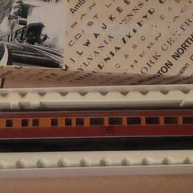 077107 Con-cor Ho 85ft Dome Observation Car R.t.r. Corrug Sides Southern Pacific #2954
