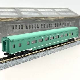 4001c Con-cor Penn Central Smoothside Passenger Coach Car N Scale