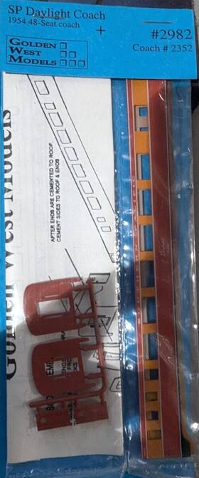 2982 Golden West Models N Scale Sp Daylight Coach 1954 48-seat Car Model Kit