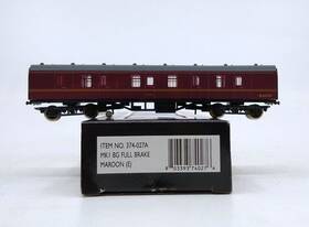 374-027a Graham Farish N British Railways Mk1 Full Brake Coach #m80723 Ln/box