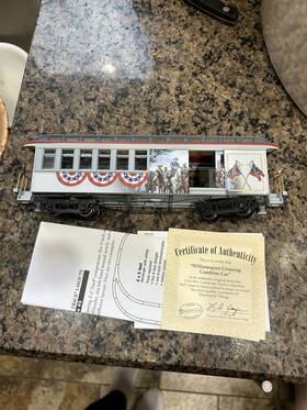 14-17889-010 Hawthorne Village Confederate Civil War Williamsport Crossing Car