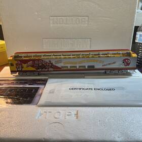 91093 Hawthorne Village Kansas City Chiefs #1 Defense Dome Car New In Package With Coa