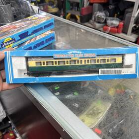 M5709 Hornby 010963011208 R 120 Midland Composite Coach Thomas The Tank Engine Old Stock