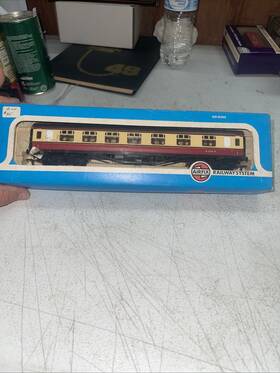 M3935m Hornby 54203 Airfix Br Crimson Cream 60ft 1st Class Corridor Coach Og
