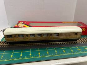 R.448 Hornby - Teak L.n.e.r. Sleeping Car Ob