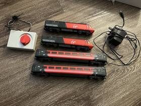 R2045 Hornby Virgin Commuter Train Set Maiden Voyager Lady In Red Oo Ho Scale