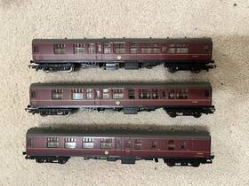 R2660 Hornby Oo Gauge Railroad The Norfolkman British Rail Passenger Coach Pack