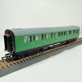 R4009a Hornby R4009c Oo Scale Sr Southern Composite Coach Malachite #5540 R4009a Hornby R4009c Oo Scale Sr Southern Composite Coach Malachite #5540