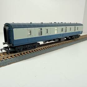 W80660 Hornby R4113 Oo Scale R4111 Br Mk1 Full Parcels Coach #w80660 W80660 Hornby R4113 Oo Scale R4111 Br Mk1 Full Parcels Coach #w80660