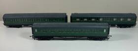 1384 Hornby R438 Lot Of 3 Oo R431 Southern Railway Sr Maunsell 1st 3rd Class Coachs