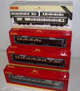 R4381 Hornby Inch Bournemouth Belle 3 Pullman Passenger Cars Train Pack - Oo Gauge