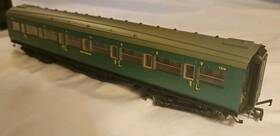R4390a Hornby Southern Railway Maunsell Corridor 1st Class Low Window - 7215
