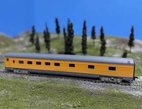 47966 Ihc Ho Scale Union Pacific Inch Heights Corregated Side Roomette