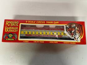 K83-0093-0 K-line O Ringling Bros. Circus 18 Inch Heavyweight Coach Car Ln Lot369