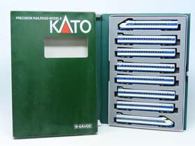 10-1133 Kato N #10-1133 Series O-2000 Shinkansen 50th Anniversary 8-car Passenger Set